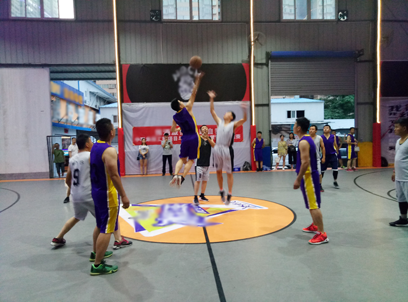 为增强集团及各公司团队凝聚力与荣誉感，促进各公司间互动交流，由集团企化部组织策划的中联集团工程项目与陕西欣达汽贸篮球联谊赛在诺克篮球俱乐部如期举行。